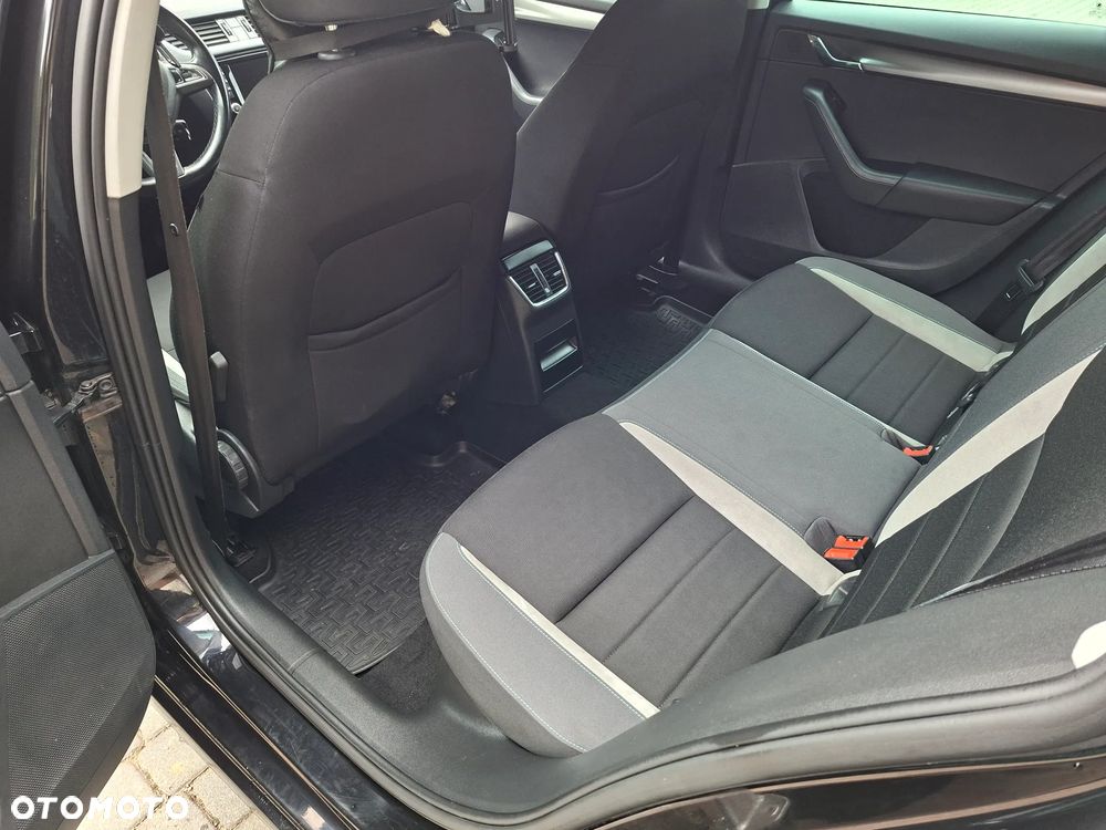 Skoda Octavia 2.0 TDI Joy - 11
