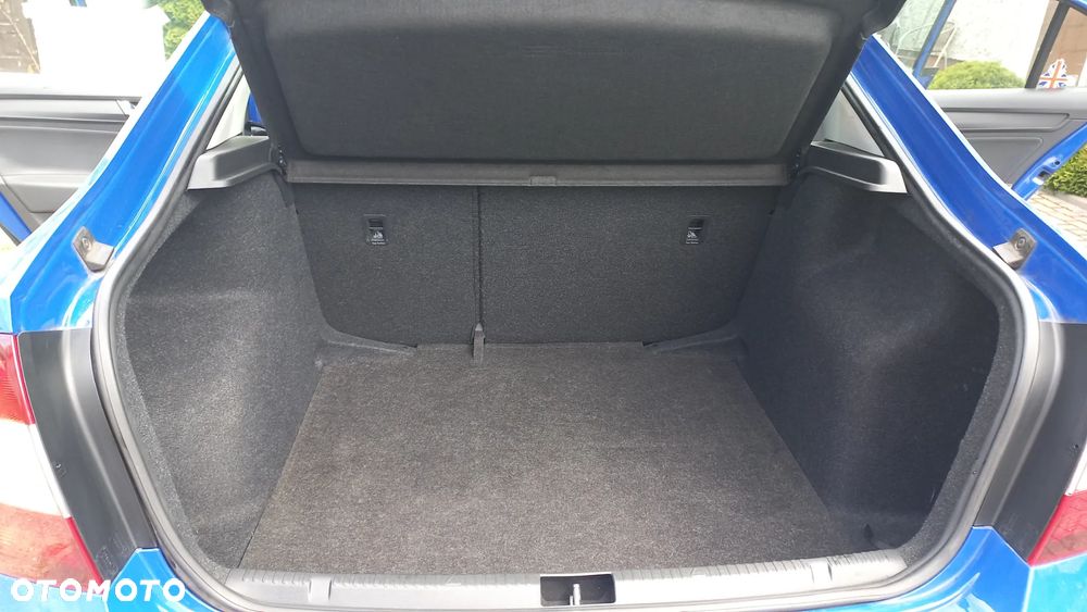Skoda RAPID 1.0 TSI Active - 12
