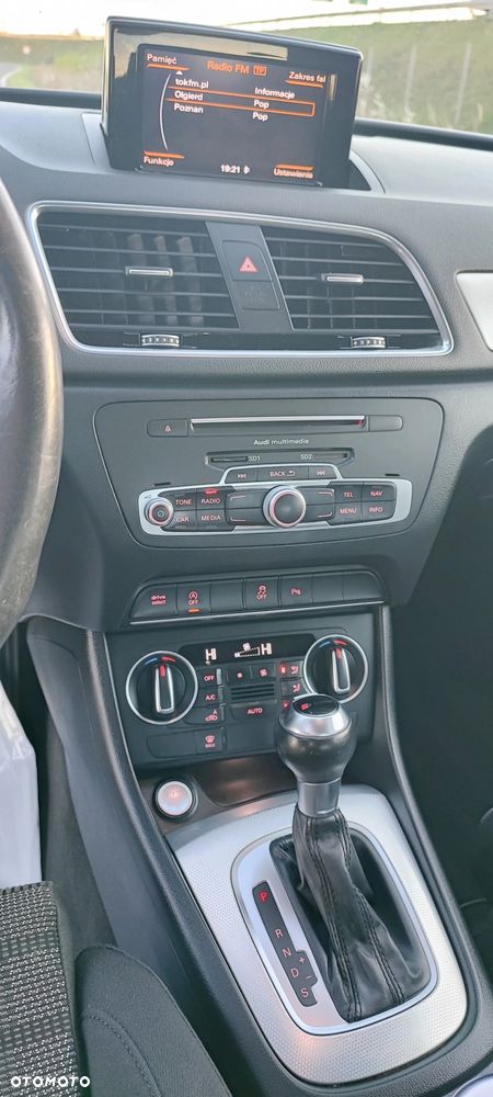 Audi Q3 1.4 TFSI Design S tronic - 24