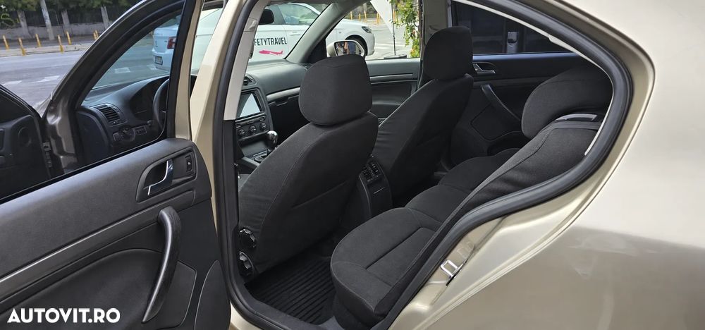 Skoda Octavia - 10