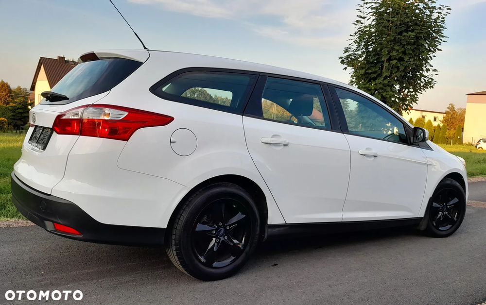 Ford Focus 1.6 16V Fun - 4