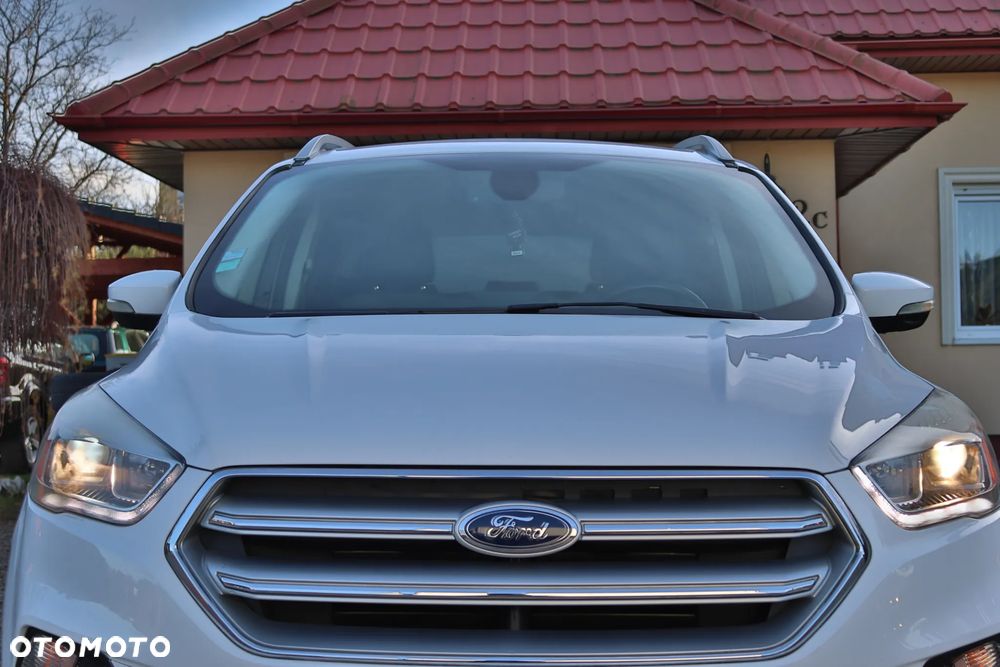 Ford Kuga 2.0 TDCi 2x4 Business Edition - 10