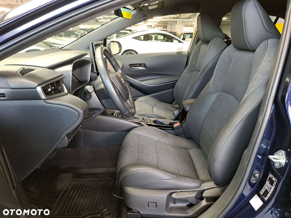 Toyota Corolla 1.8 Hybrid Style - 12