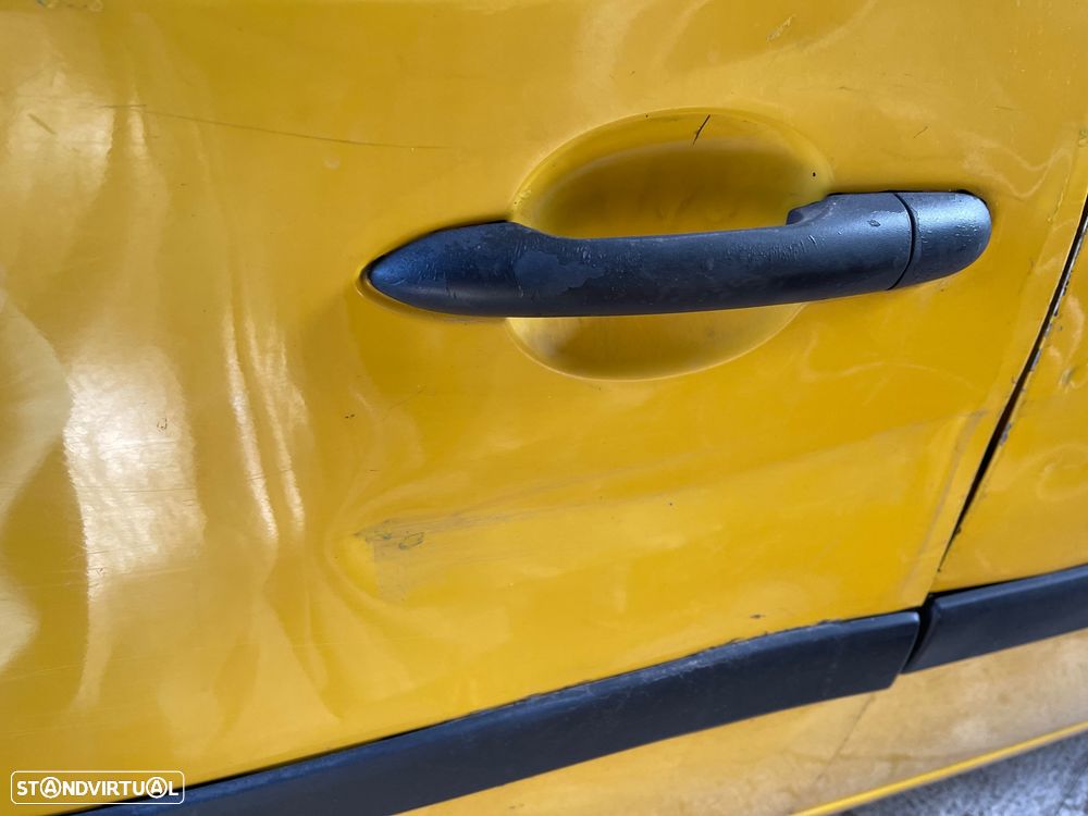 Renault Kangoo dCi 90 FAP LIMITED - 11