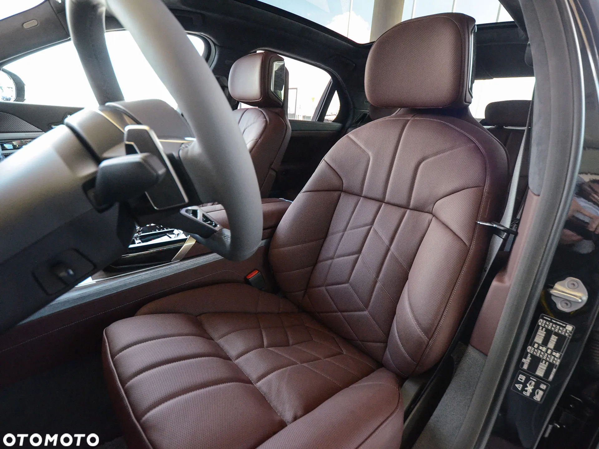 BMW Seria 7 - 34