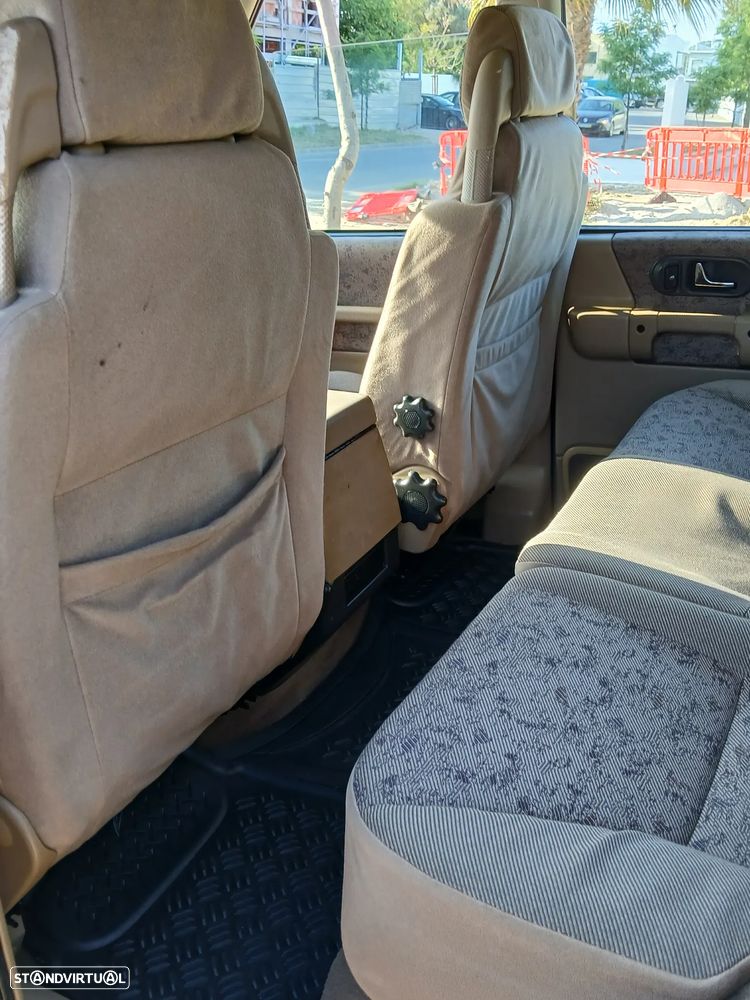 Land Rover Discovery 2.5 TD5 - 12