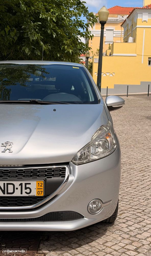 Peugeot 208 1.2 VTi Allure - 13