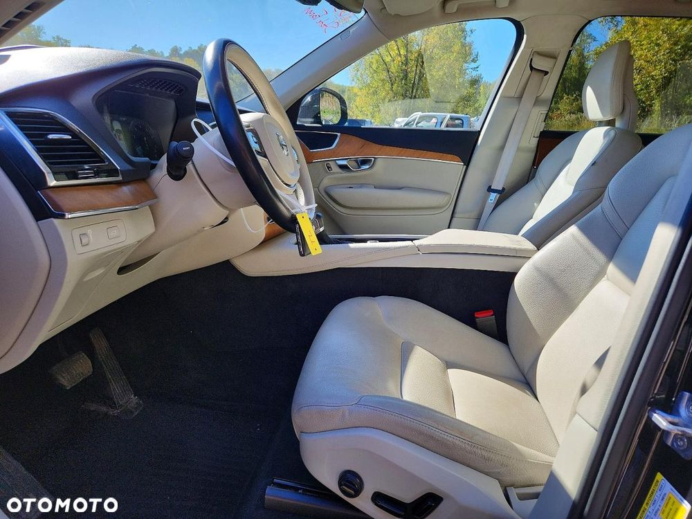 Volvo XC 90 T6 AWD Inscription 7os - 9