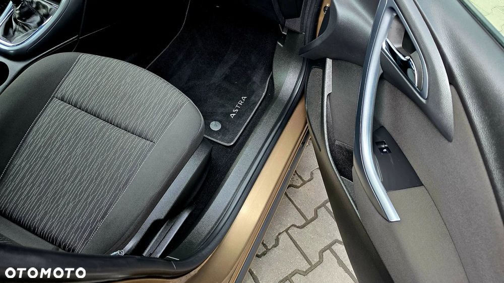 Opel Astra 1.6 ENERGY - 22