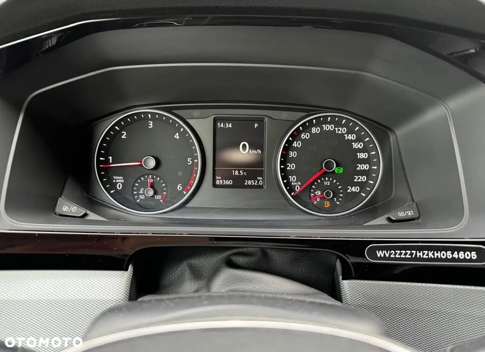 Volkswagen Multivan - 23