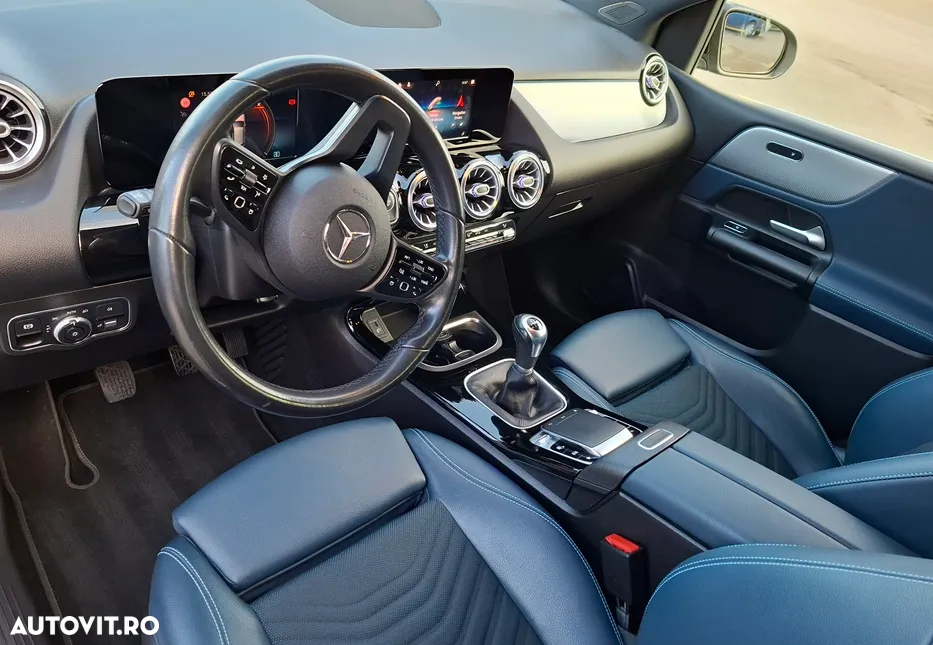 Mercedes-Benz B 180 d Progressive - 11