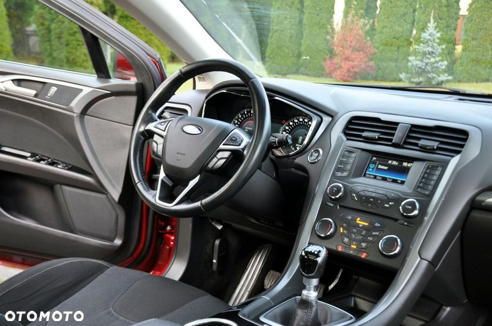 Ford Mondeo - 25