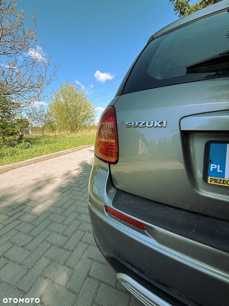 Suzuki SX4 - 12