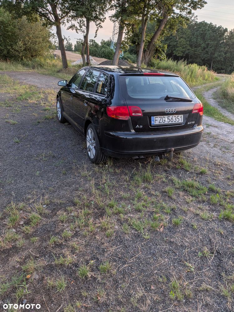 Audi A3 Sportback - 3