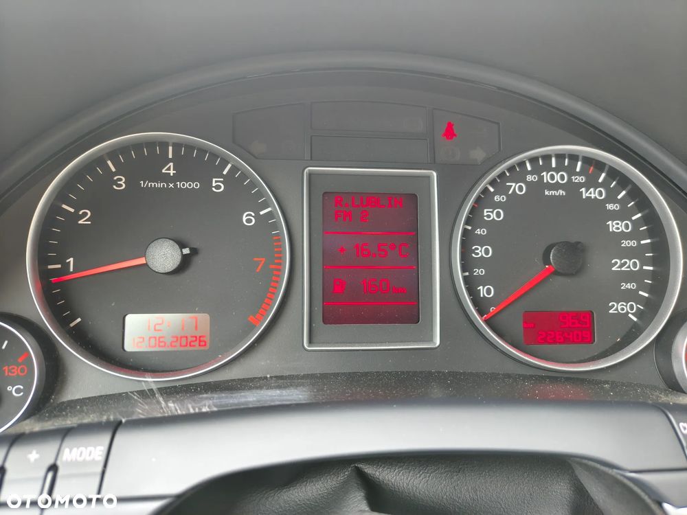 Audi A4 Avant 1.6 - 19