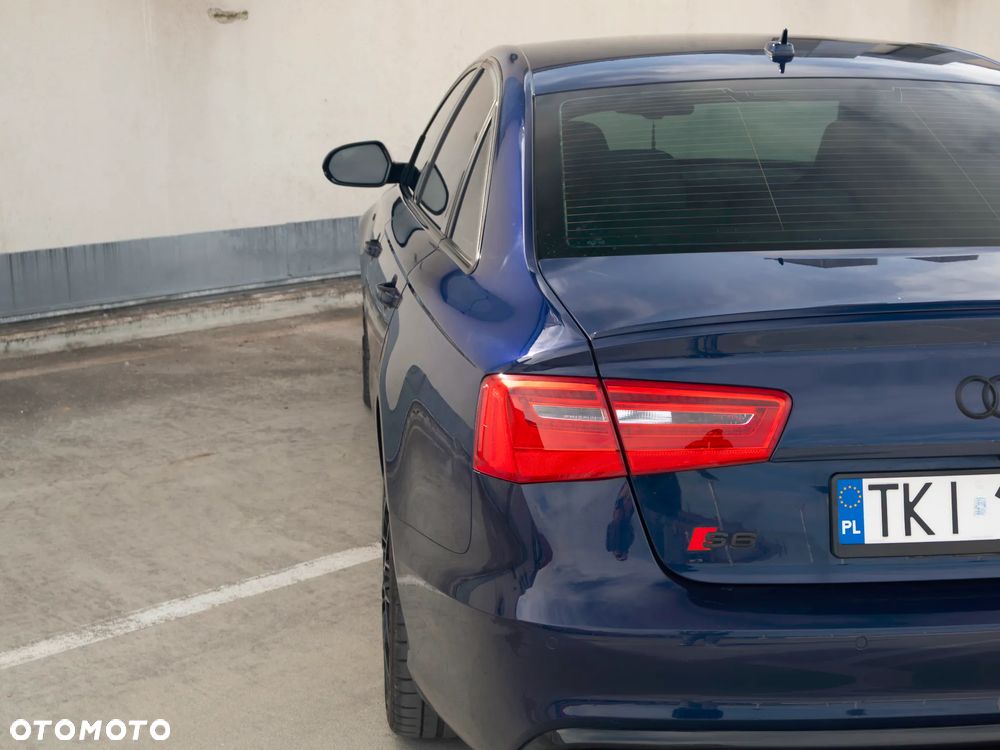 Audi S6 Limousine - 13