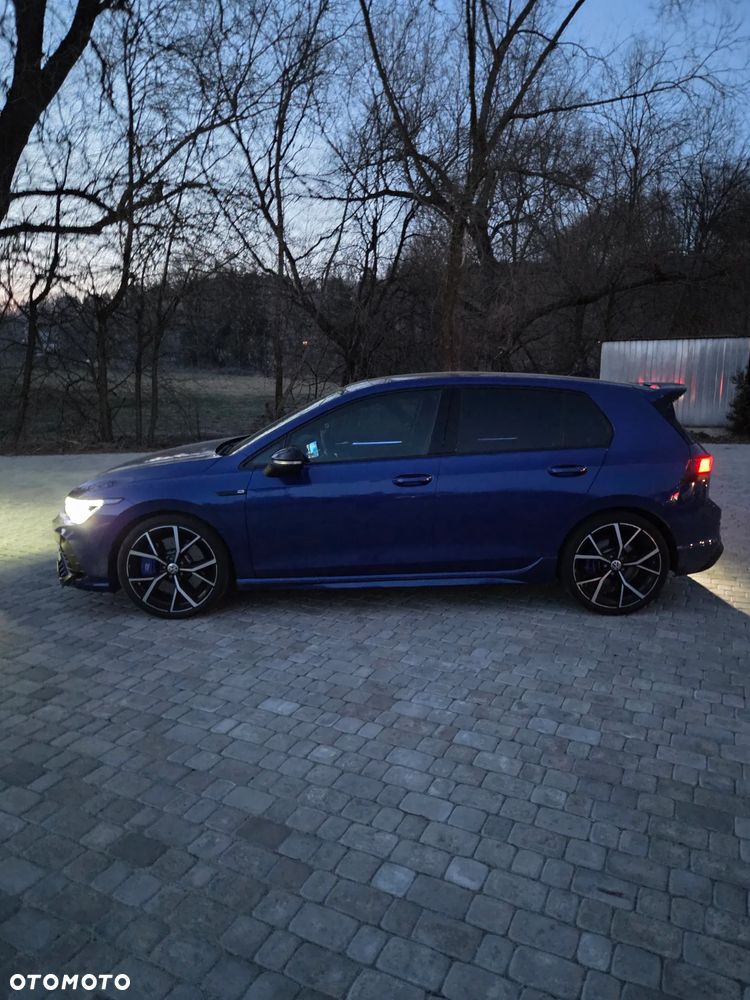 Volkswagen Golf - 24