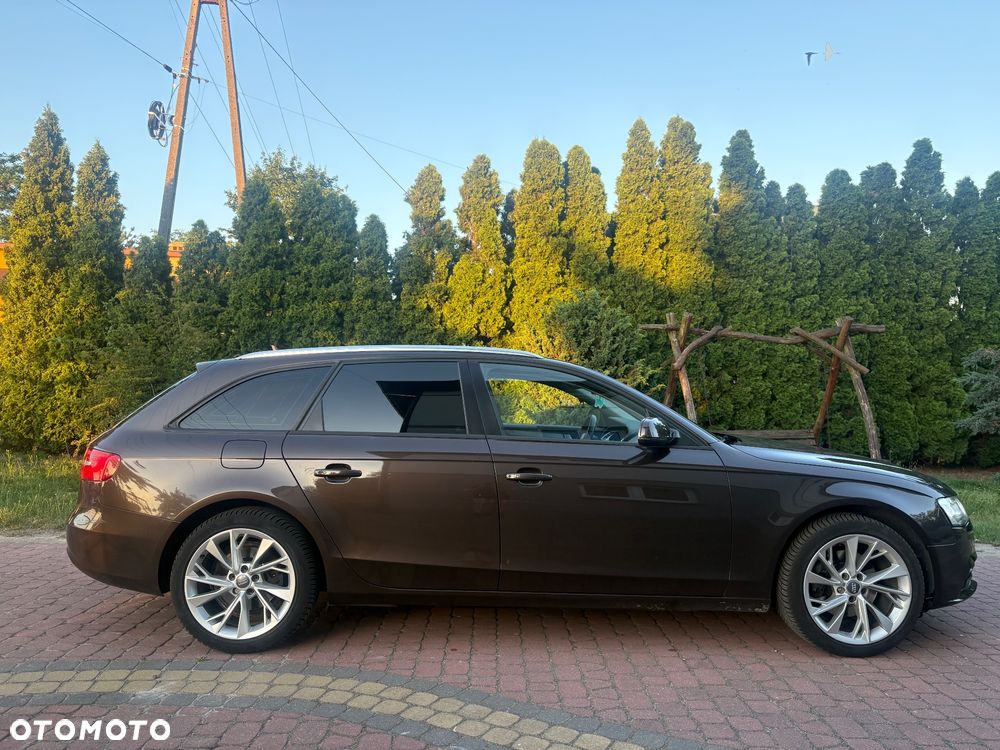 Audi A4 Avant - 6