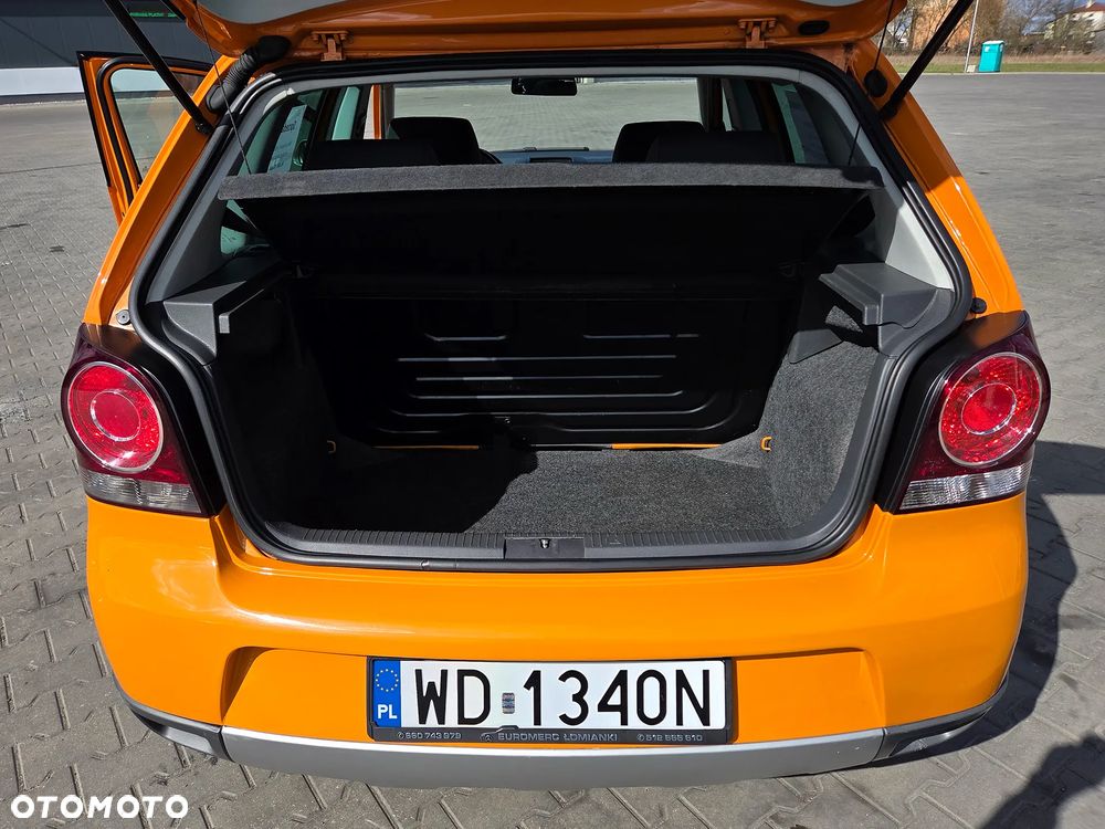 Volkswagen Polo 1.4 TDI CrossPolo - 9