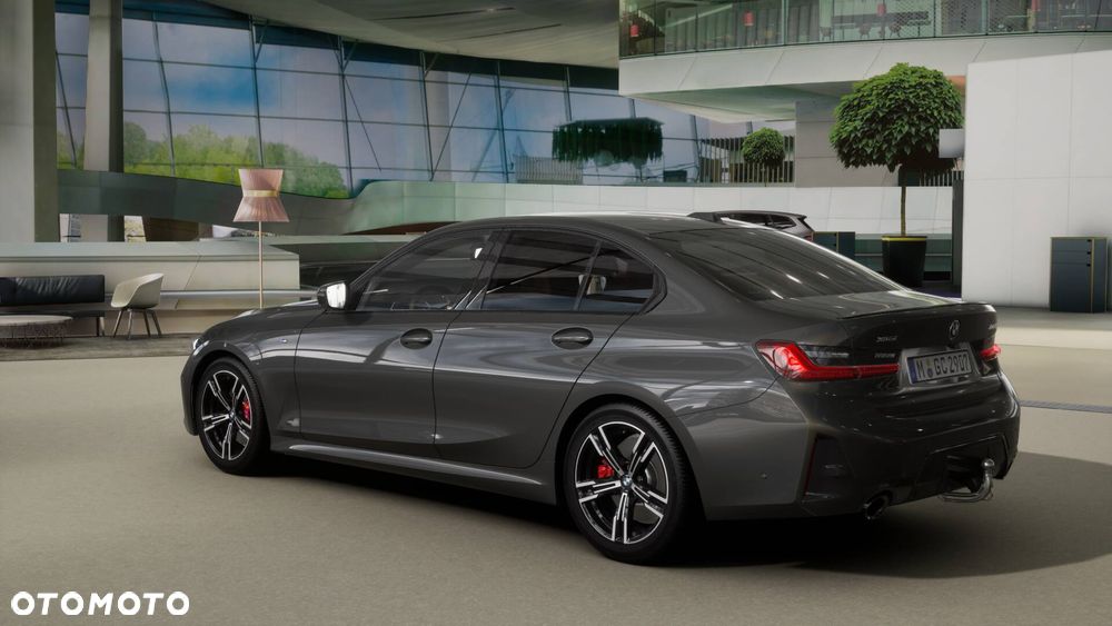 BMW Seria 3 330i xDrive M Sport - 4