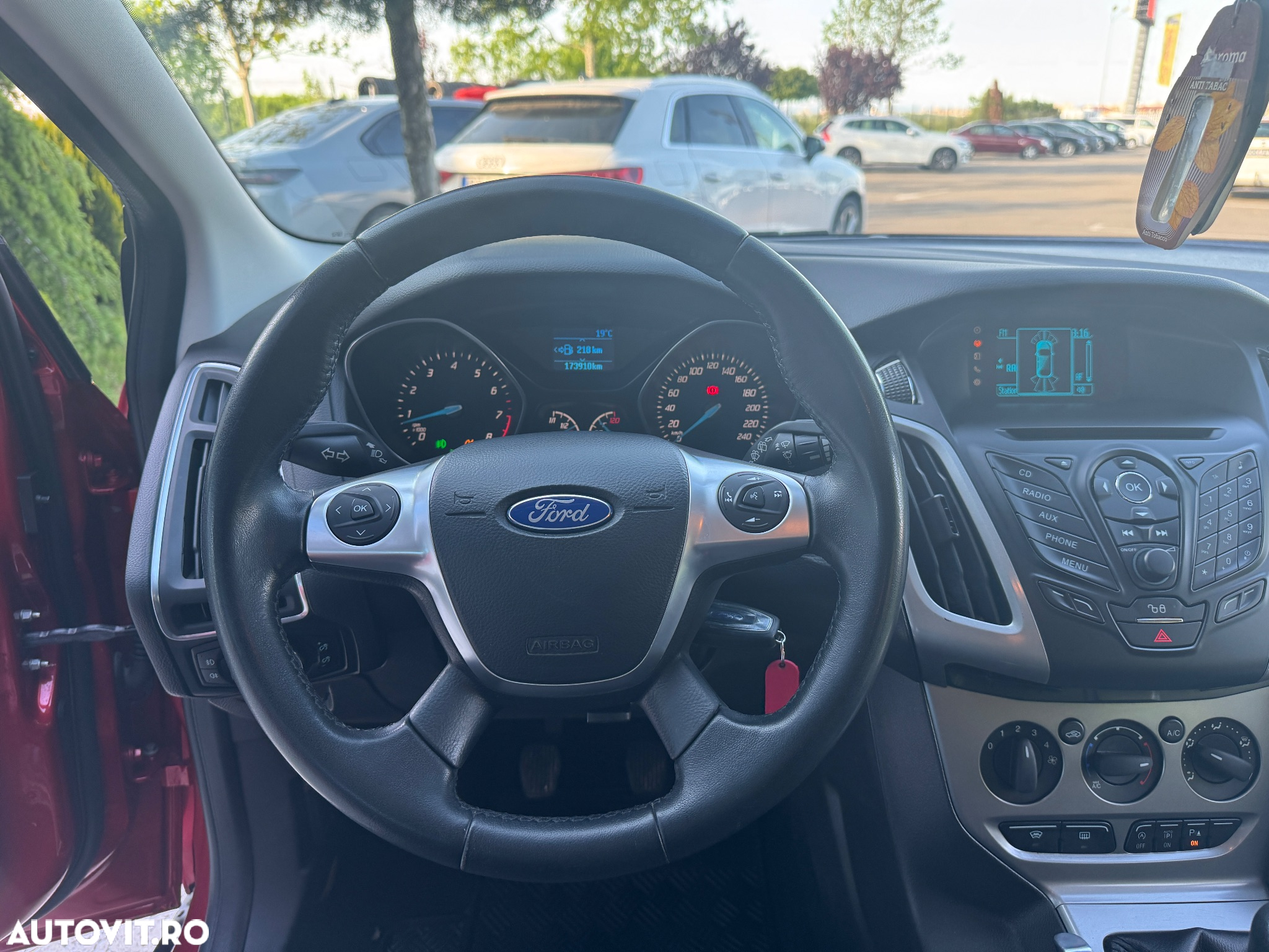 Ford Focus 1.0 EcoBoost Connected - 9