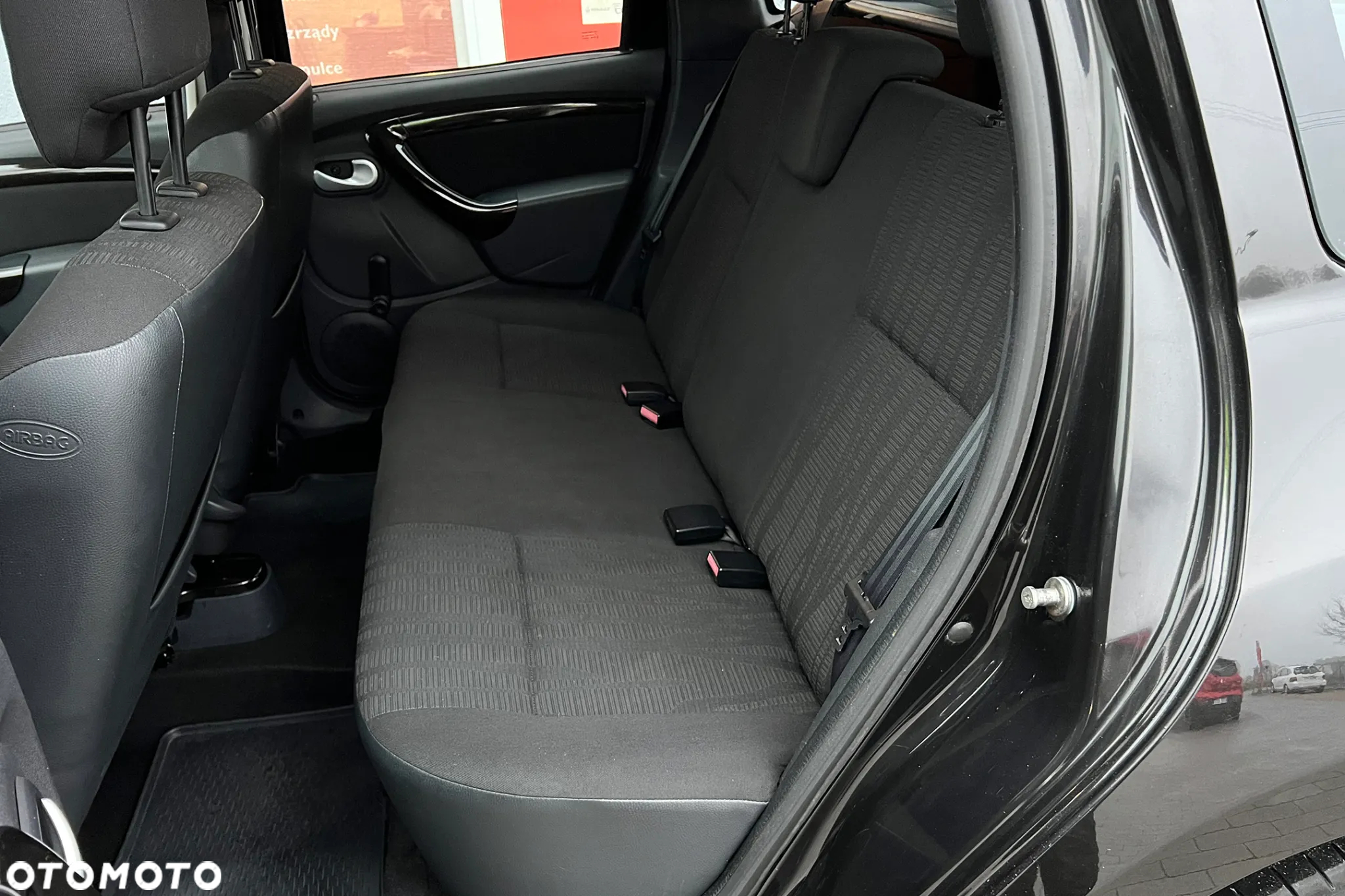 Dacia Duster 1.6 - 29