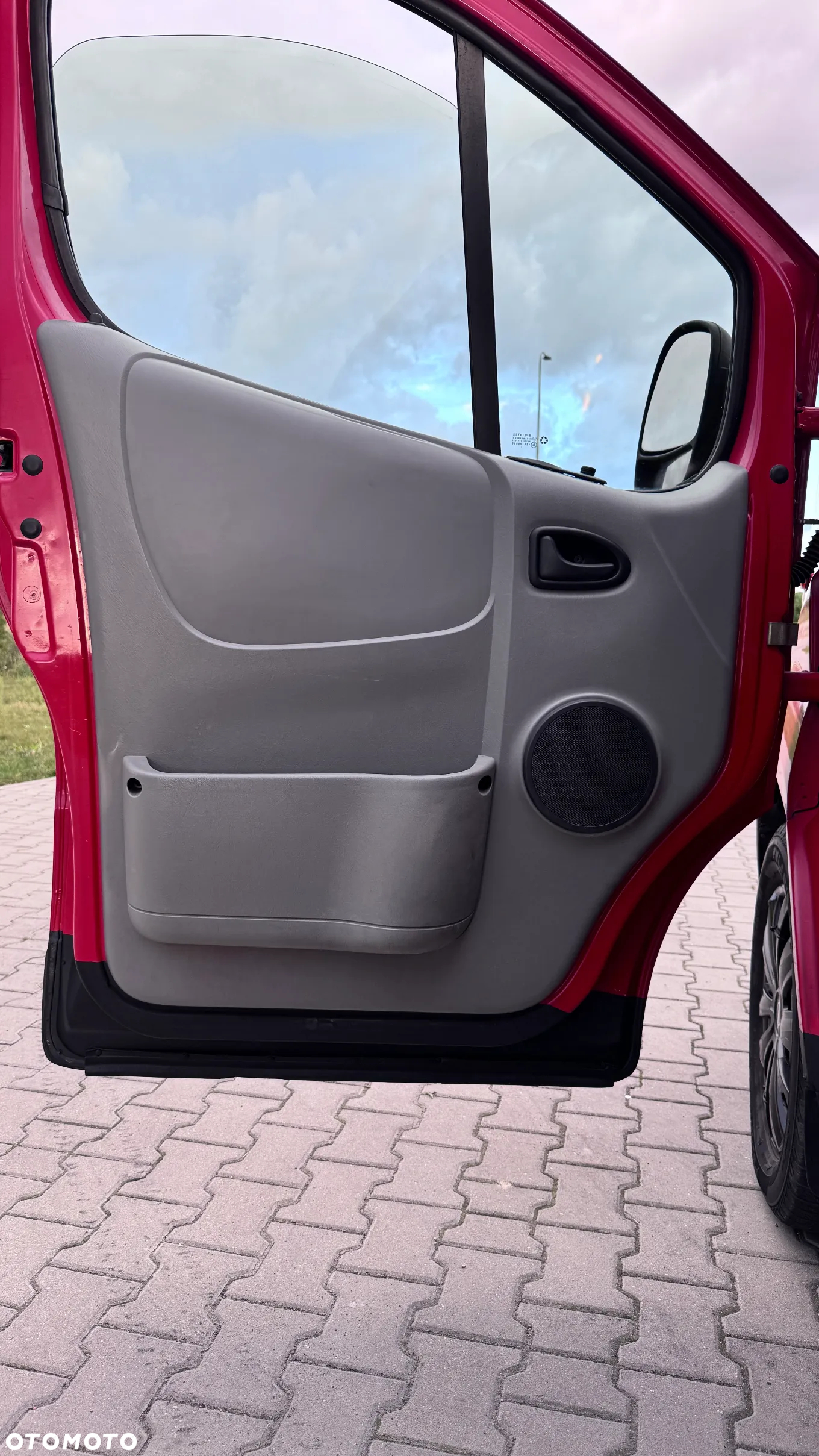 Opel Vivaro - 17