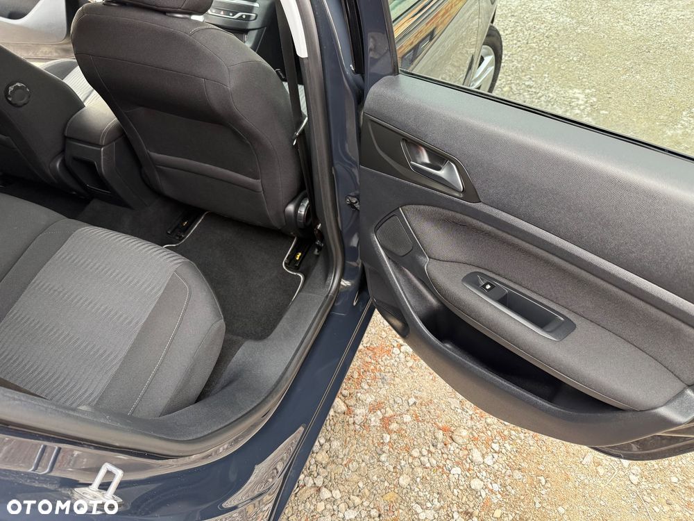 Peugeot 308 1.2 PureTech Active S&S - 26