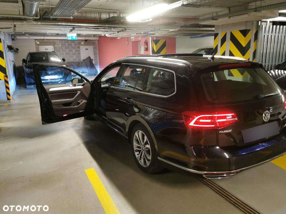 Volkswagen Passat 2.0 TDI Bi-Turbo BMT 4Mot Highline DSG - 4