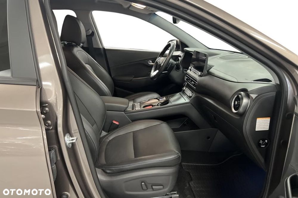 Hyundai Kona Premium - 21