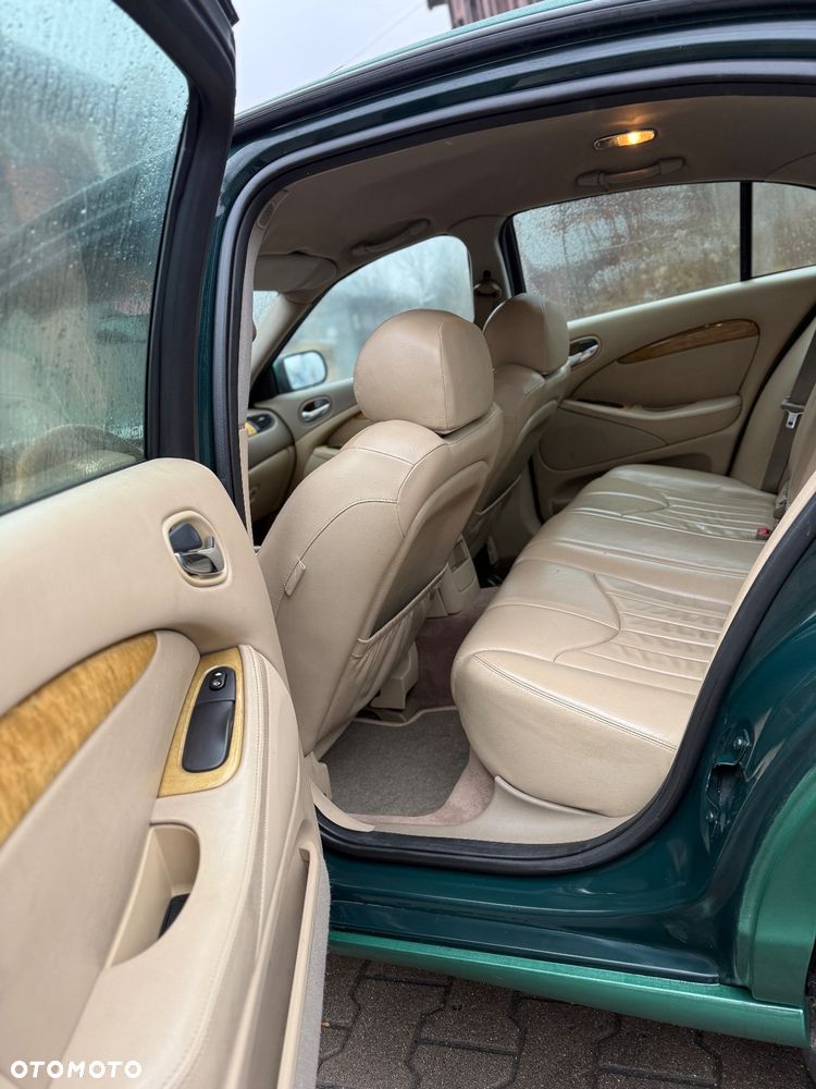 Jaguar S-Type 3.0 V6 High - 11