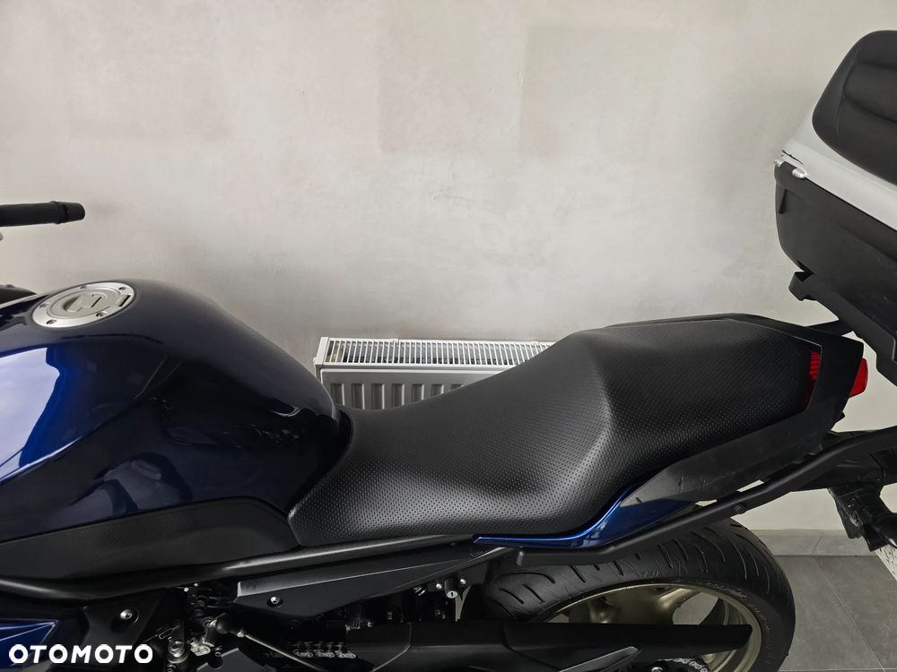 Yamaha XJ - 18
