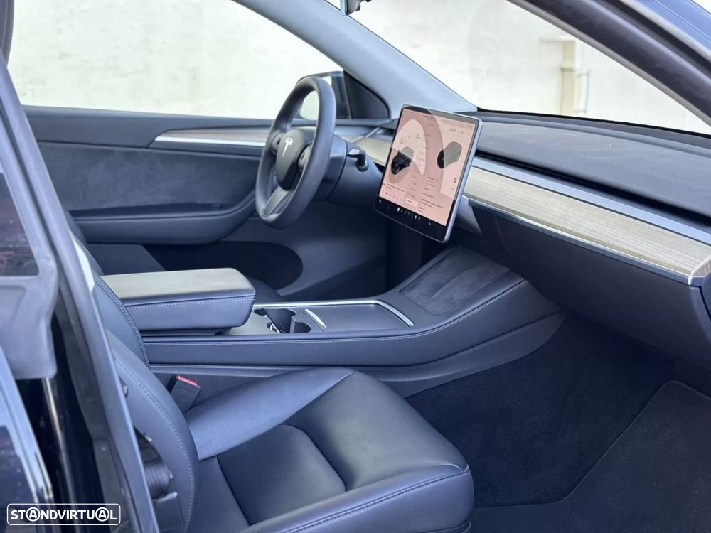 Tesla Model Y Long Range Tração Integral - 15