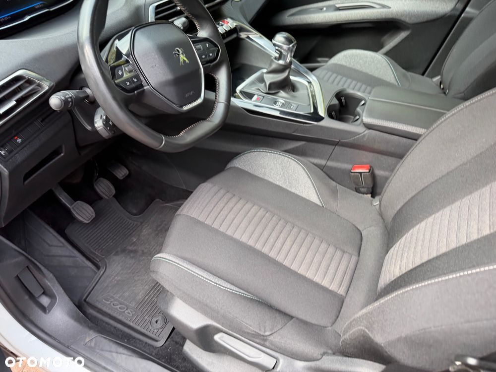 Peugeot 3008 PureTech 130 Stop & Start GPF Active Pack - 7