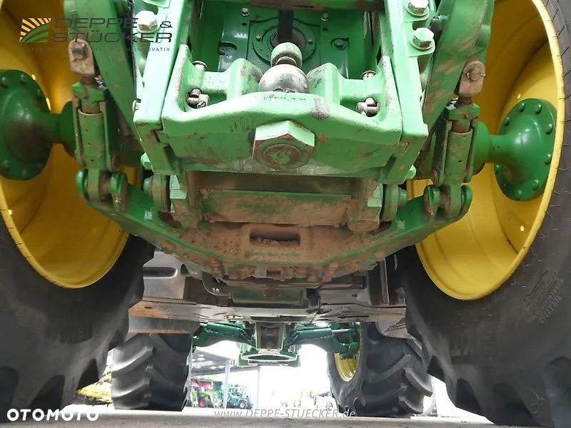 John Deere 7230R - 13