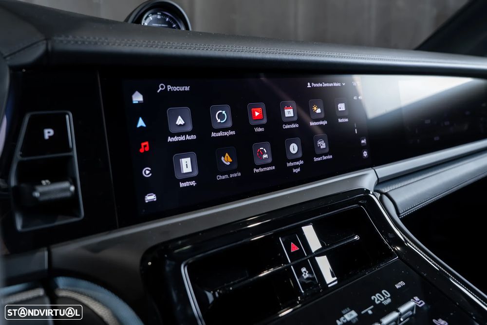 Porsche Panamera 4 E-Hybrid - 25