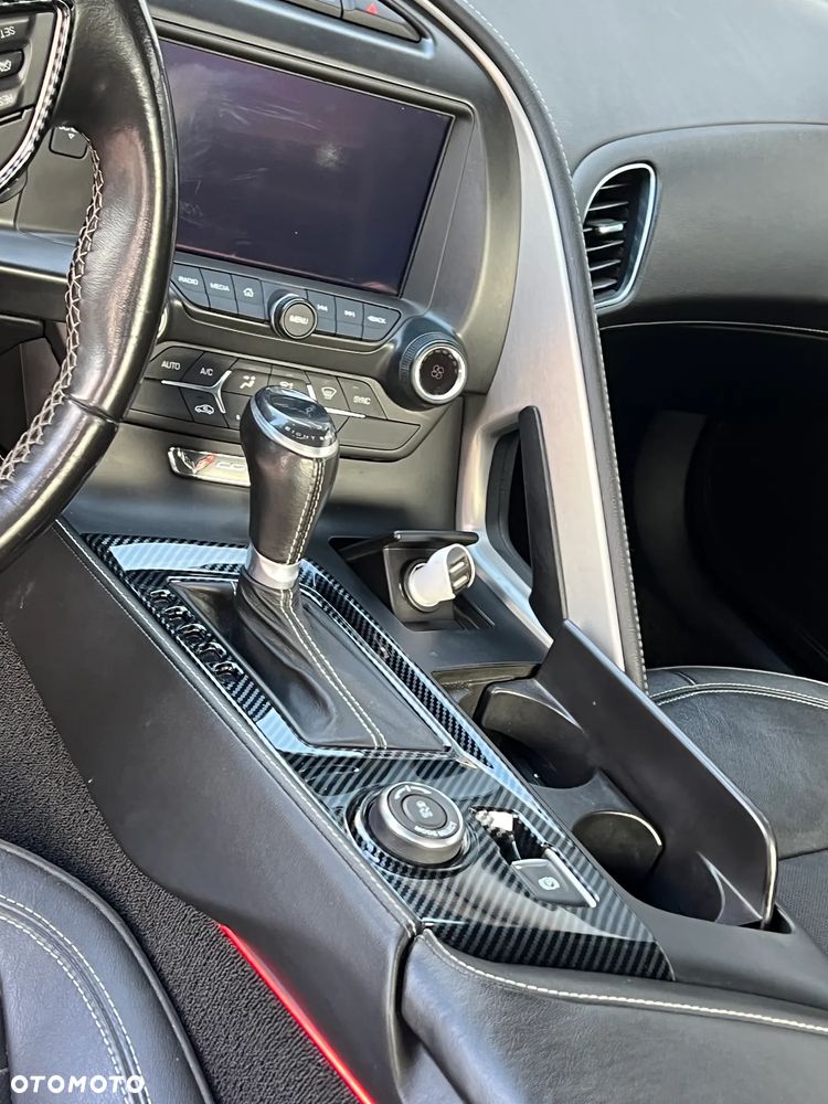 Chevrolet Corvette Stingray 2LT 6.2 V8 Automatik - 10