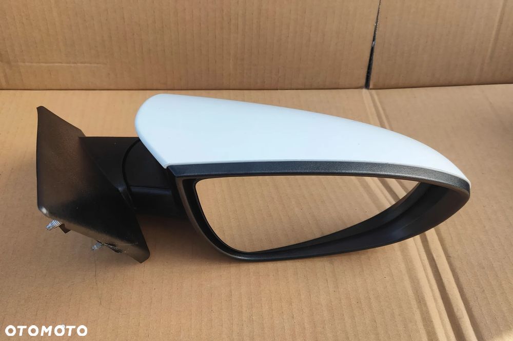 Lusterko Prawe migacz Hyundai i20 III 2020-