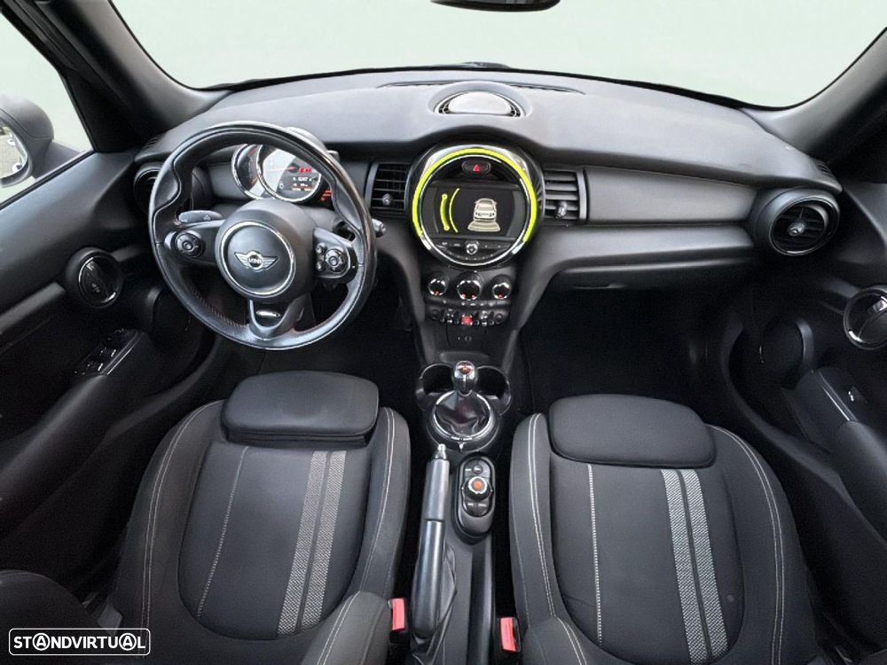 MINI 5 Portas One D - 15