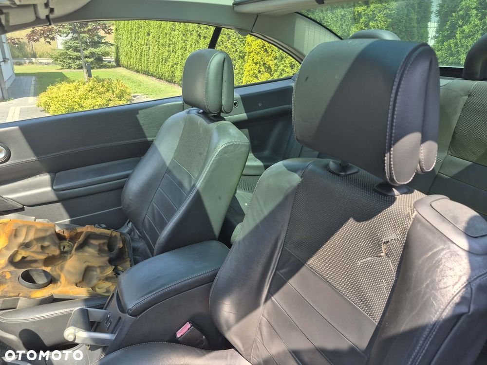 Renault Megane 1.9 dCi Confort Authentique - 3