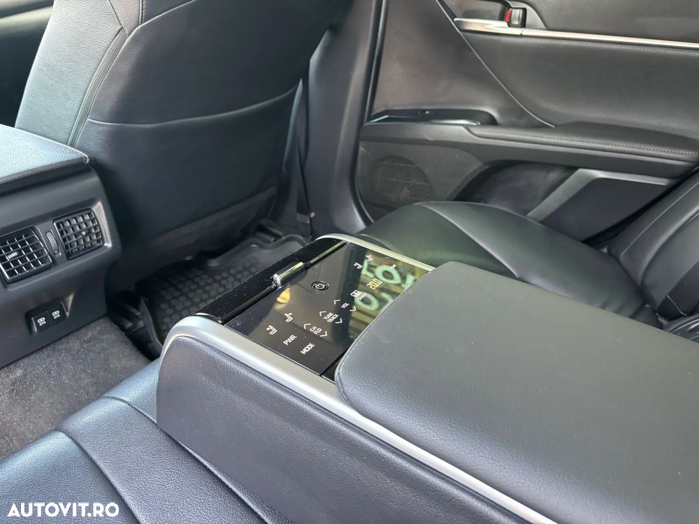 TOYOTA Camry 2021 — imagine 24