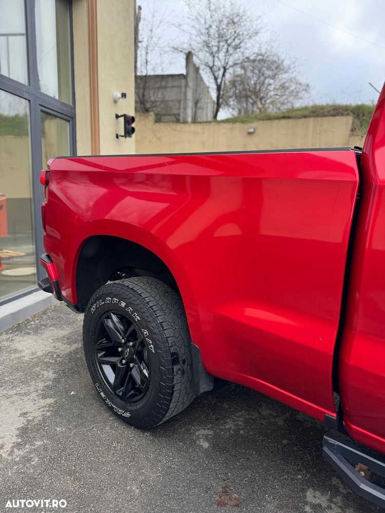 Chevrolet Silverado - 14