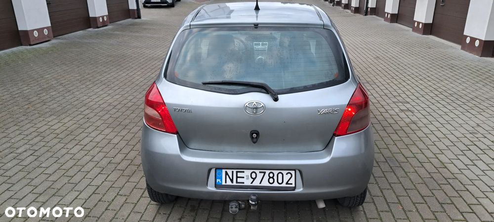 Toyota Yaris 1.0 Terra A/C - 6