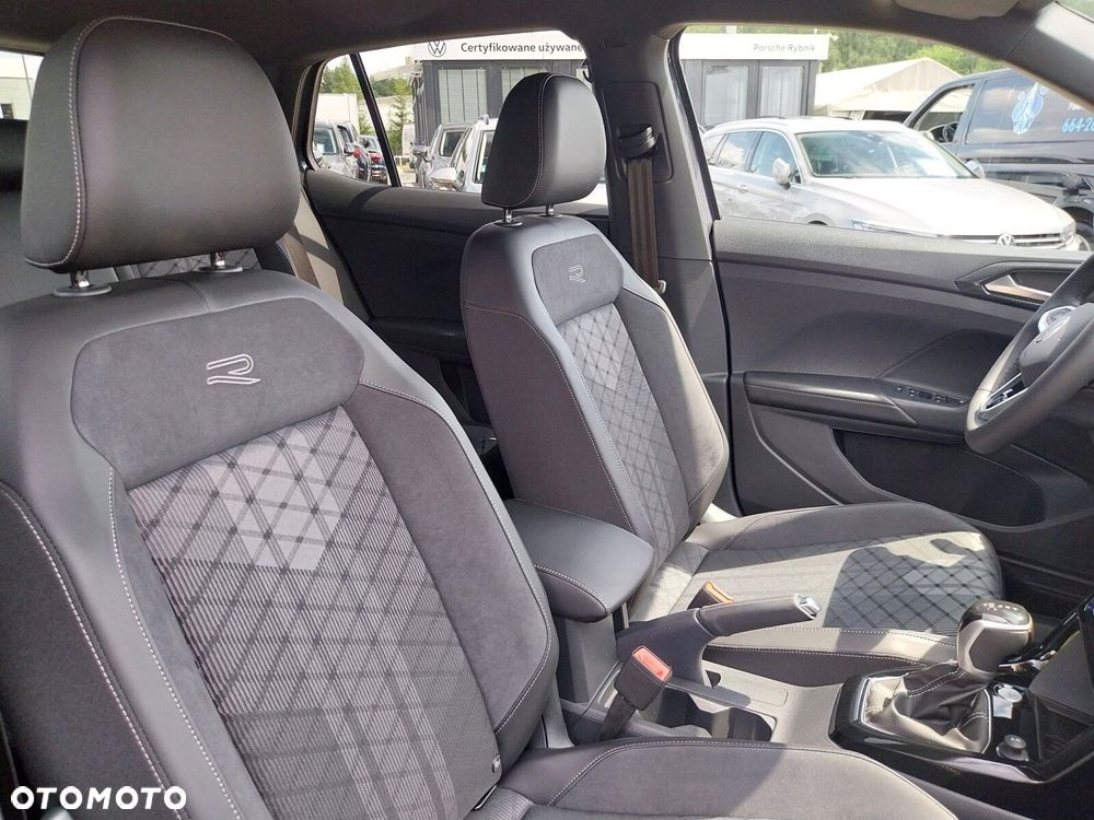 Volkswagen T-Cross - 14