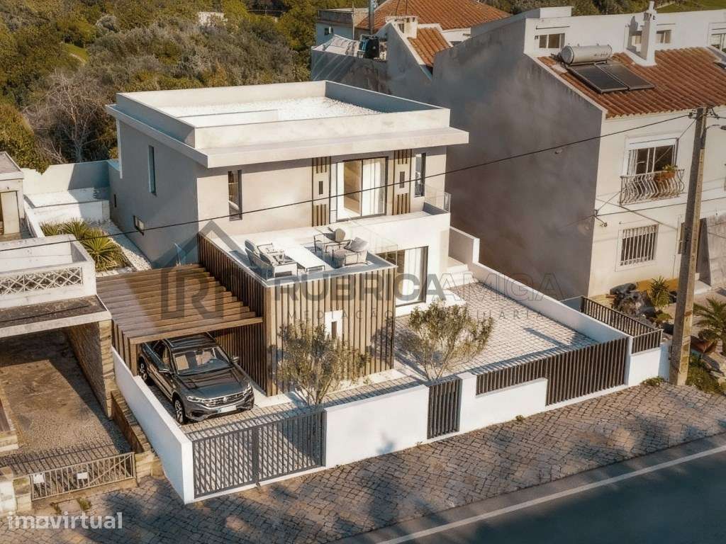Moradia nova v4 com logradouro e piscina perto de Loulé - Grande imagem: 4/7