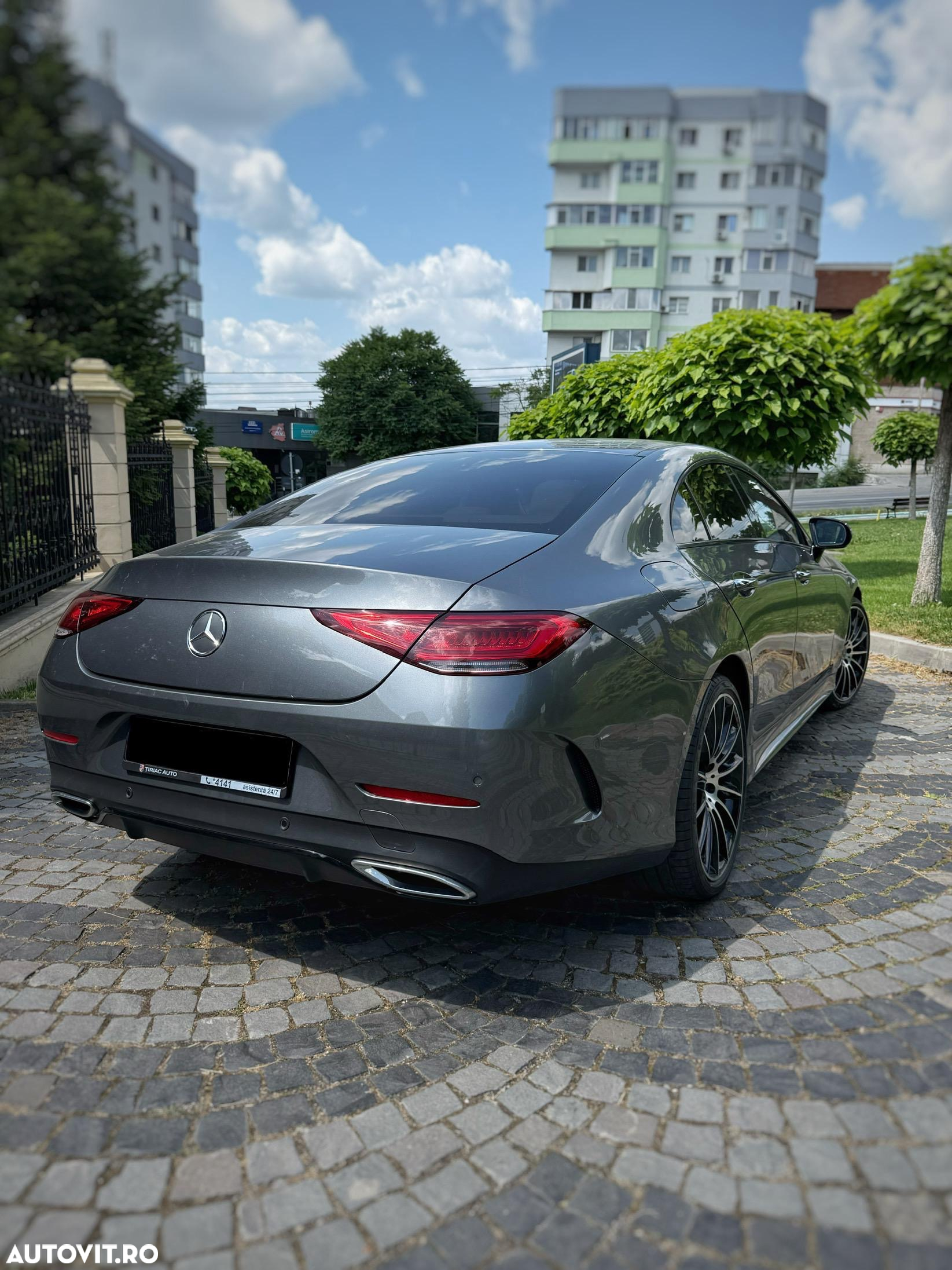 Mercedes-Benz CLS 400 d 4MATIC Aut - 3
