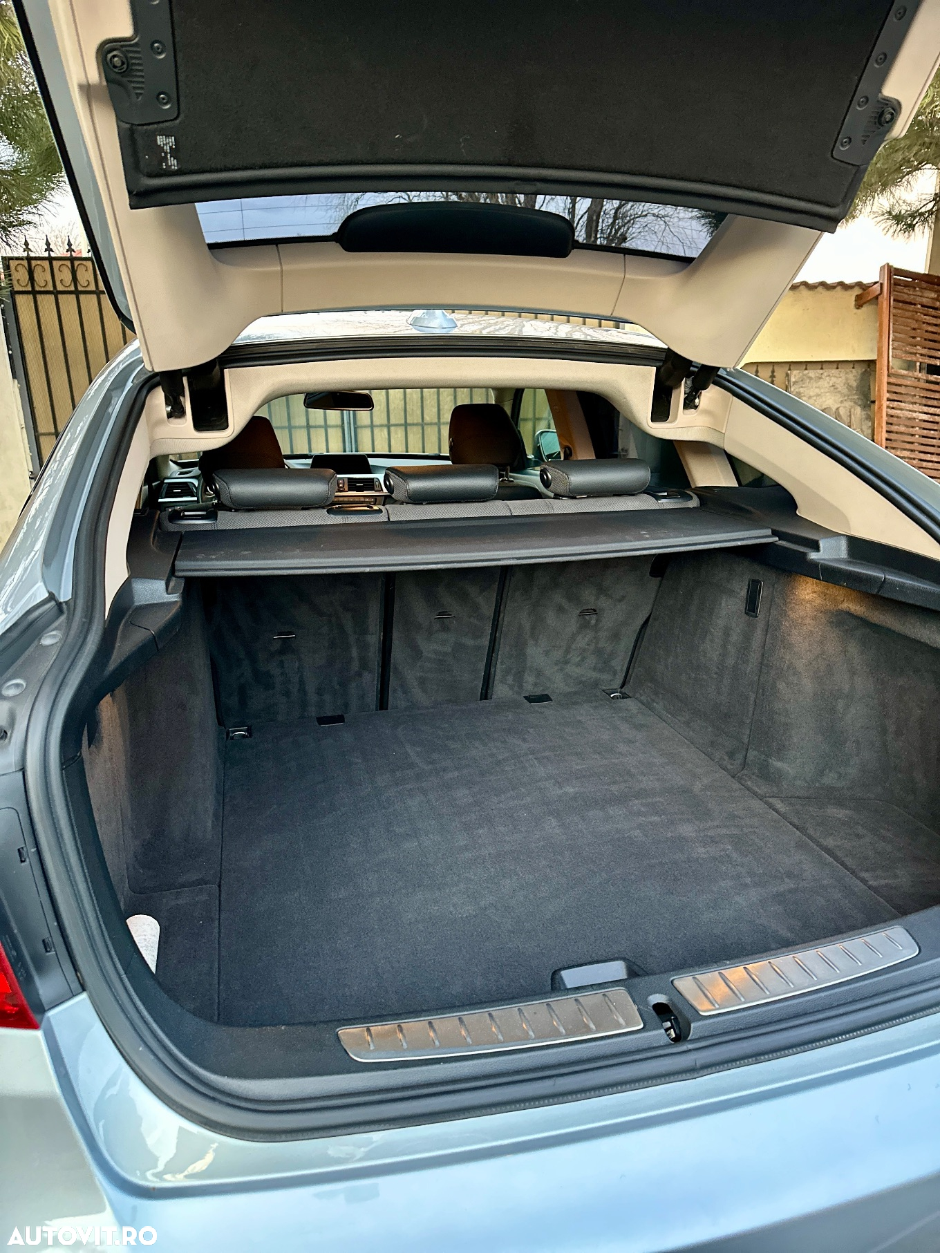 BMW Seria 3 320d GT - 11