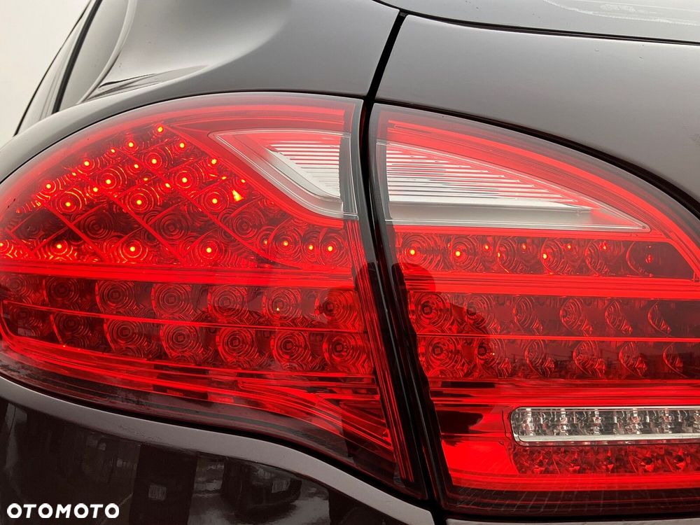 Porsche Cayenne - 18