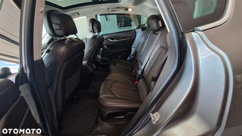 Maserati Levante S Q4 GranLusso - 23