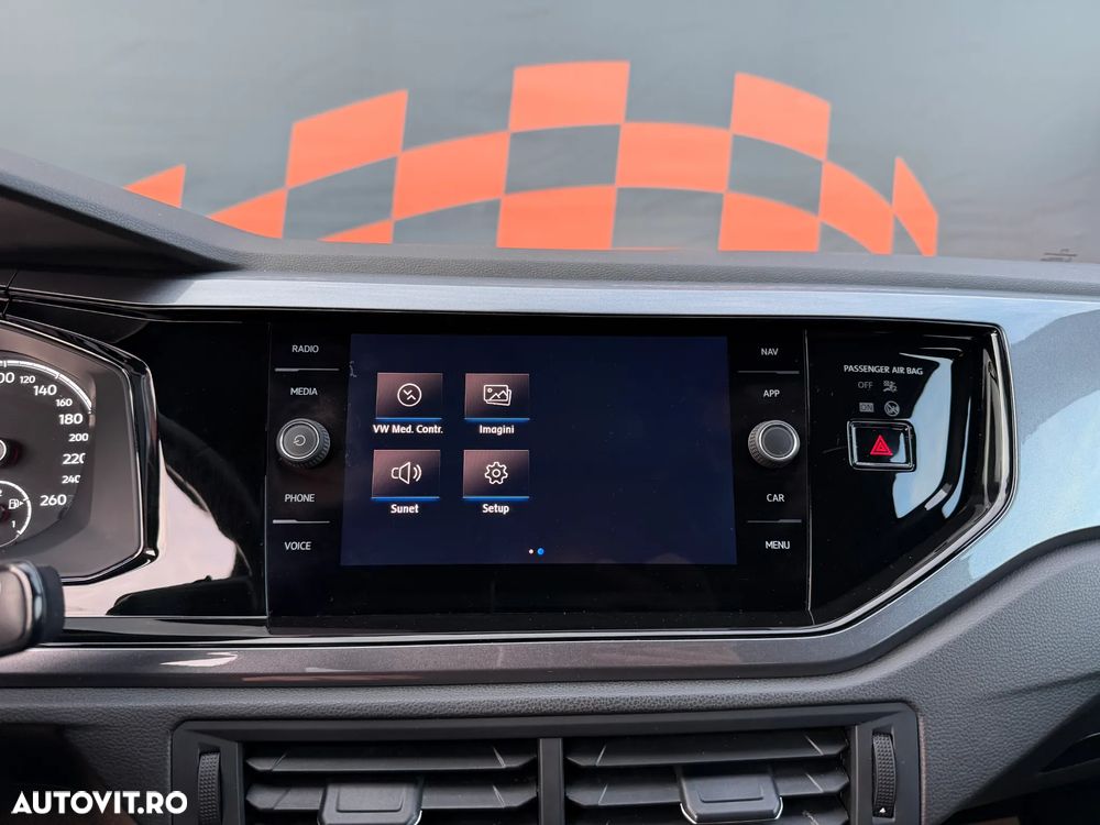 Volkswagen Polo 1.6 TDI SCR Highline - 22